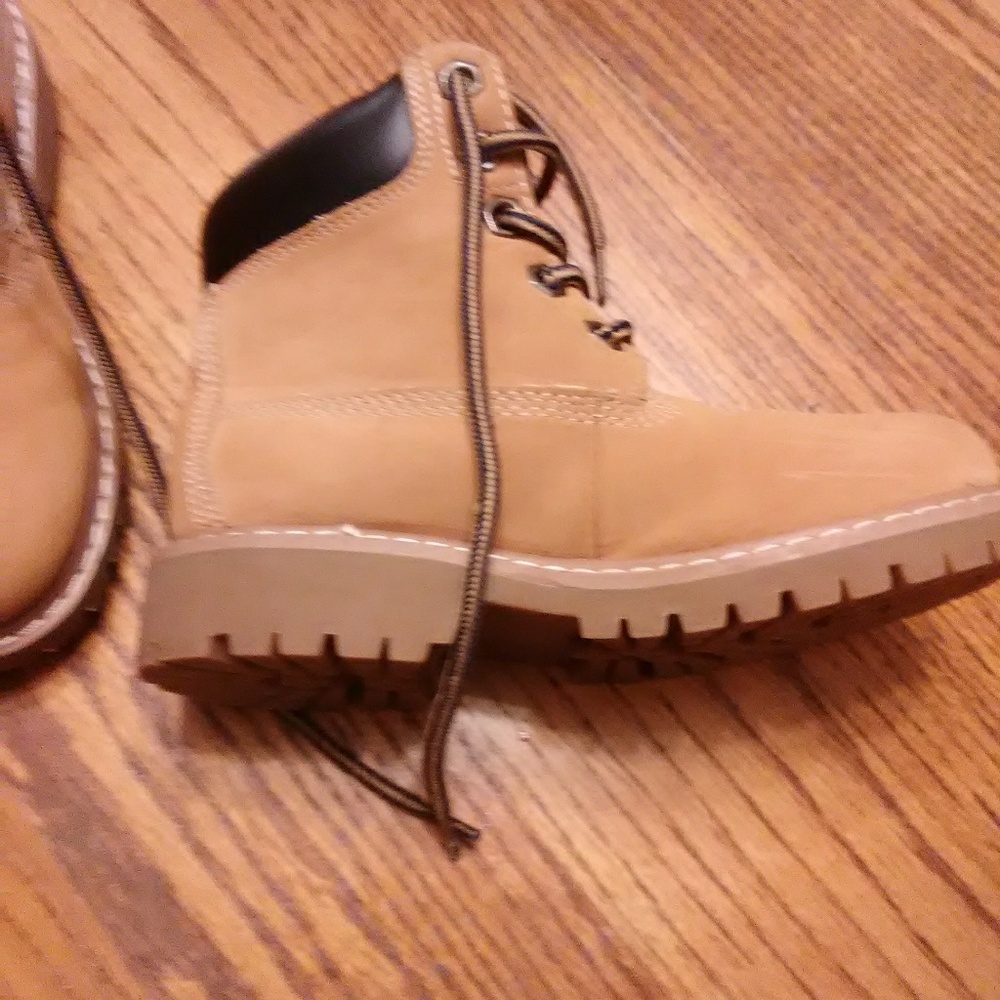 Boys Boots 12M